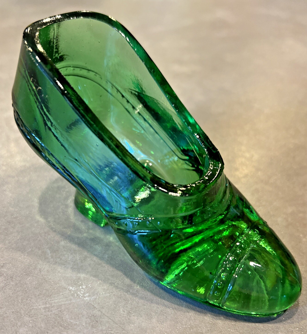 EAPG US Glass Green Ladies Shoe Novelty Ashtray Paperweight Heeled Slipper